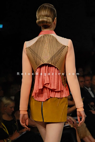 Collection by Yvonne Kwok, GFW 2012, catwalk image10