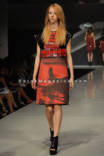 Collection by Zhu Liyuanzi, GFW 2012, catwalk image11