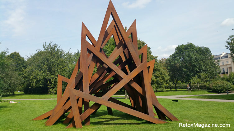 Bernar Venet, 17 Acute Unequal Angles, Frieze Sculpture