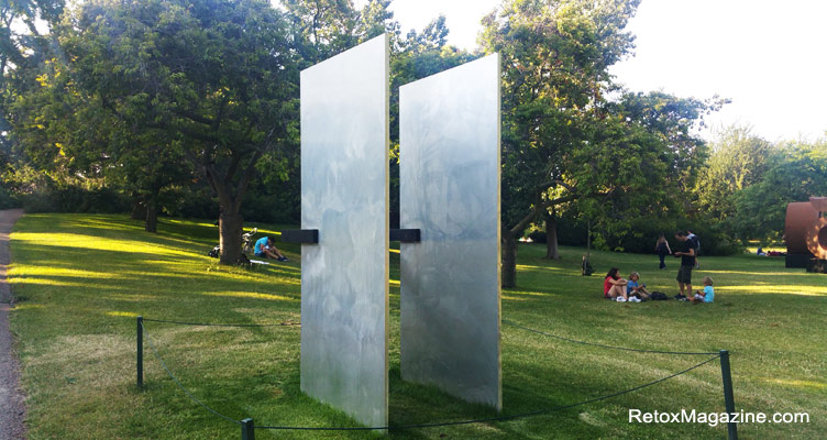 Sculpture by Tai-Jung Um exhibited in The Regent's Park