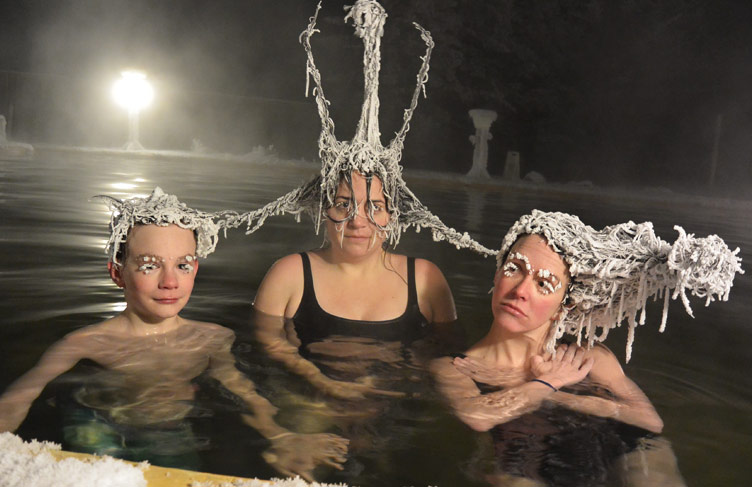 Best group frozen hair style at hair freezing contest